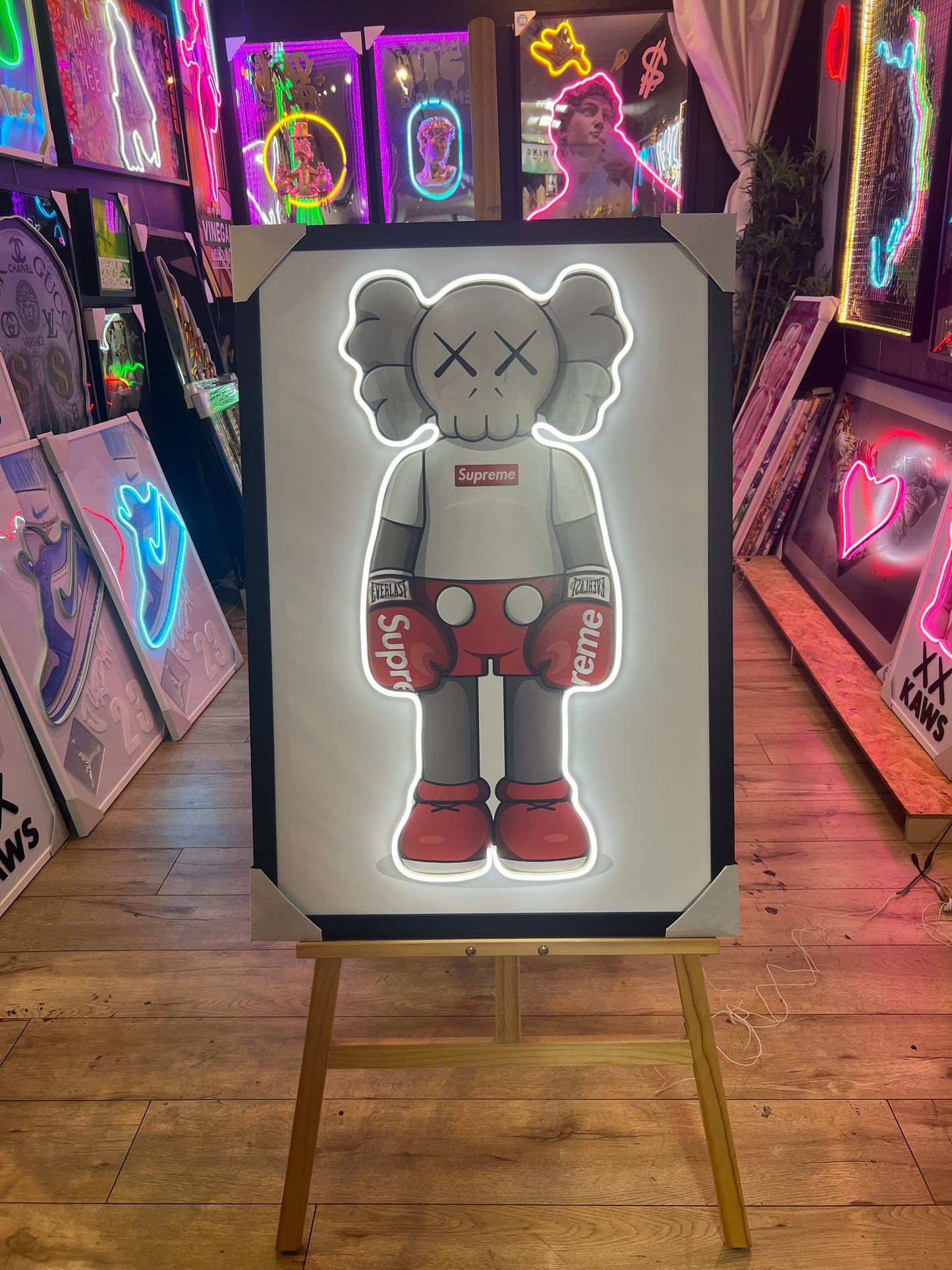 Kaws Supreme Boxing LED | 950x650mm